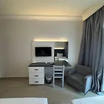 Ny Suites