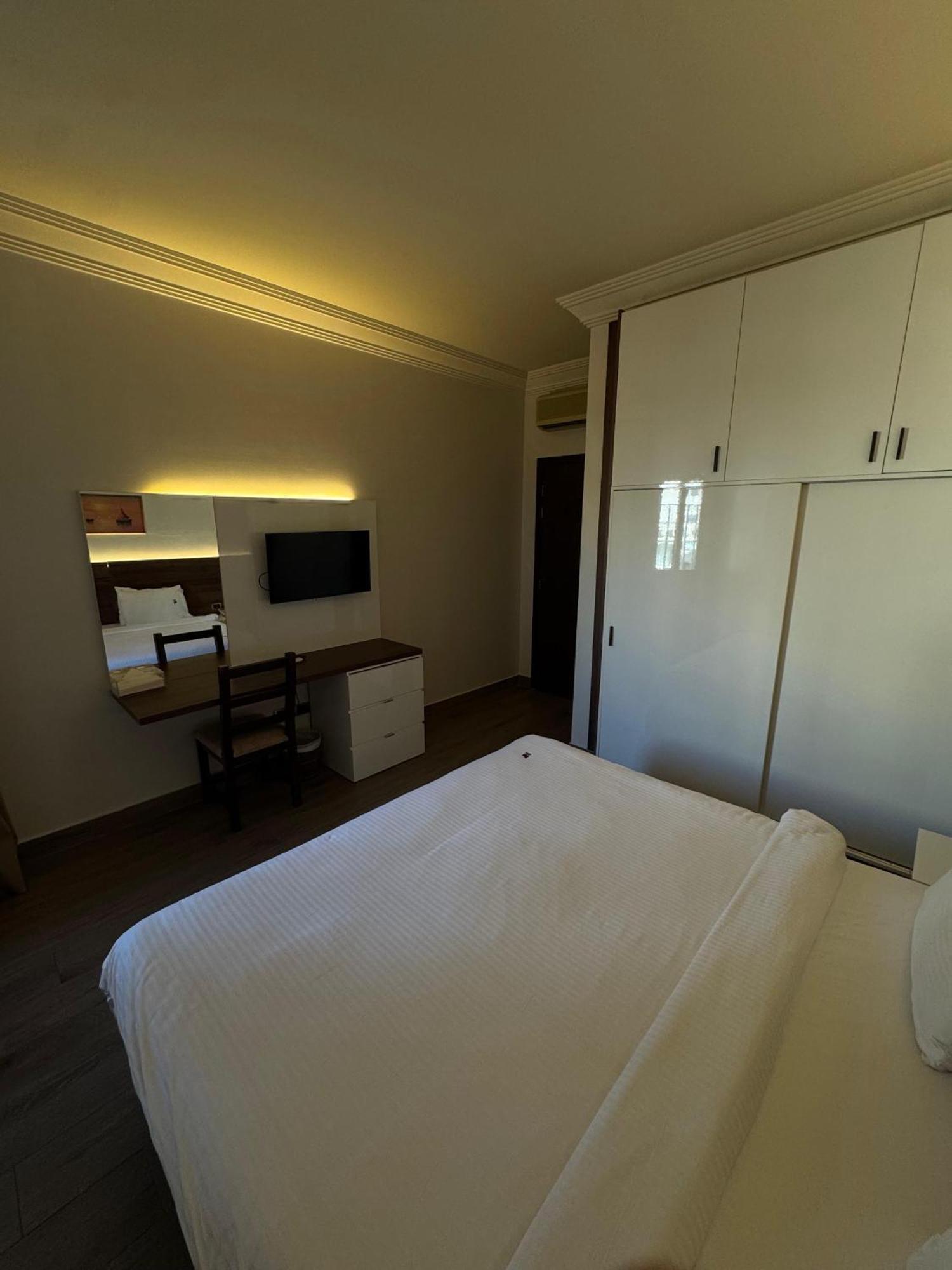 Hotel Ny 4*